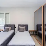 Boutique Paradise Apartment
